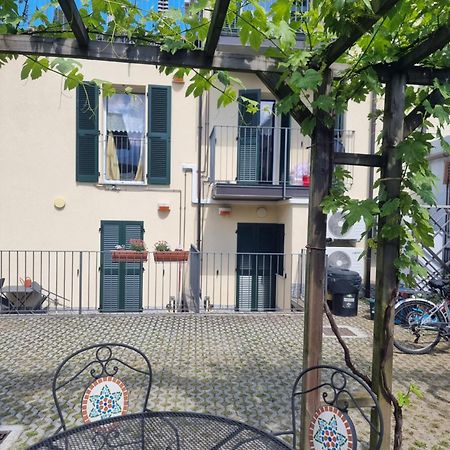 Ferienwohnung Residenze Lariane Colico Exterior foto