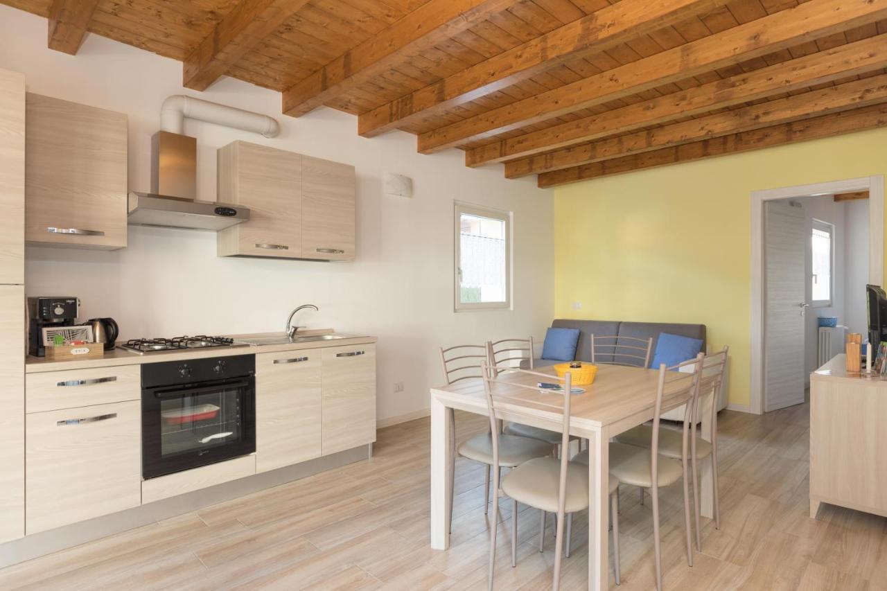 Ferienwohnung Residenze Lariane Colico Exterior foto