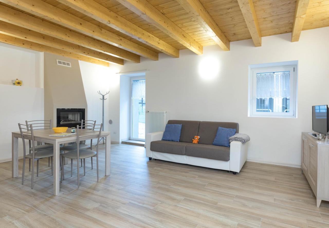 Ferienwohnung Residenze Lariane Colico Exterior foto