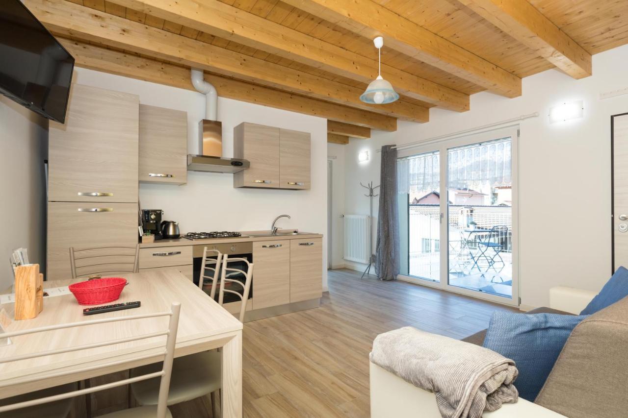 Ferienwohnung Residenze Lariane Colico Exterior foto