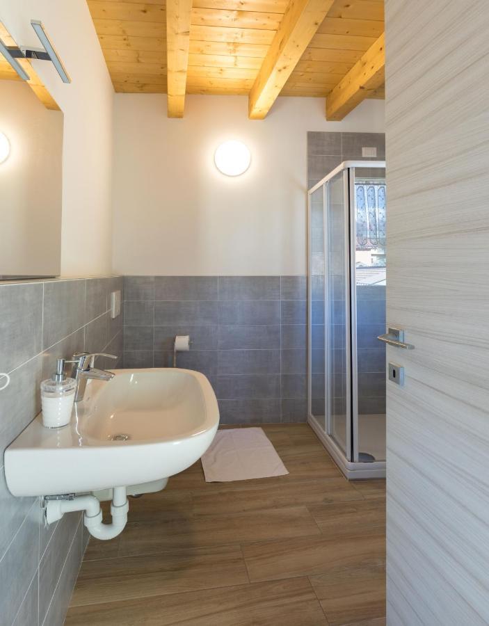 Ferienwohnung Residenze Lariane Colico Exterior foto