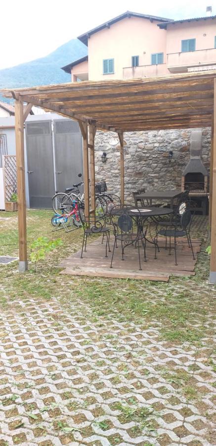 Ferienwohnung Residenze Lariane Colico Exterior foto