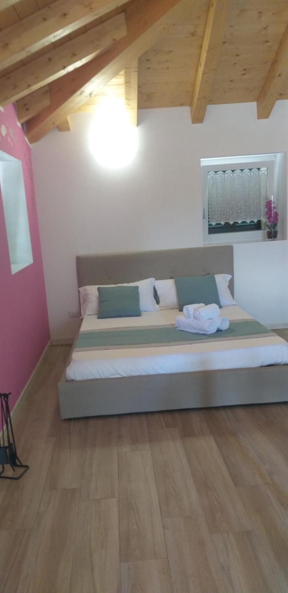 Ferienwohnung Residenze Lariane Colico Zimmer foto