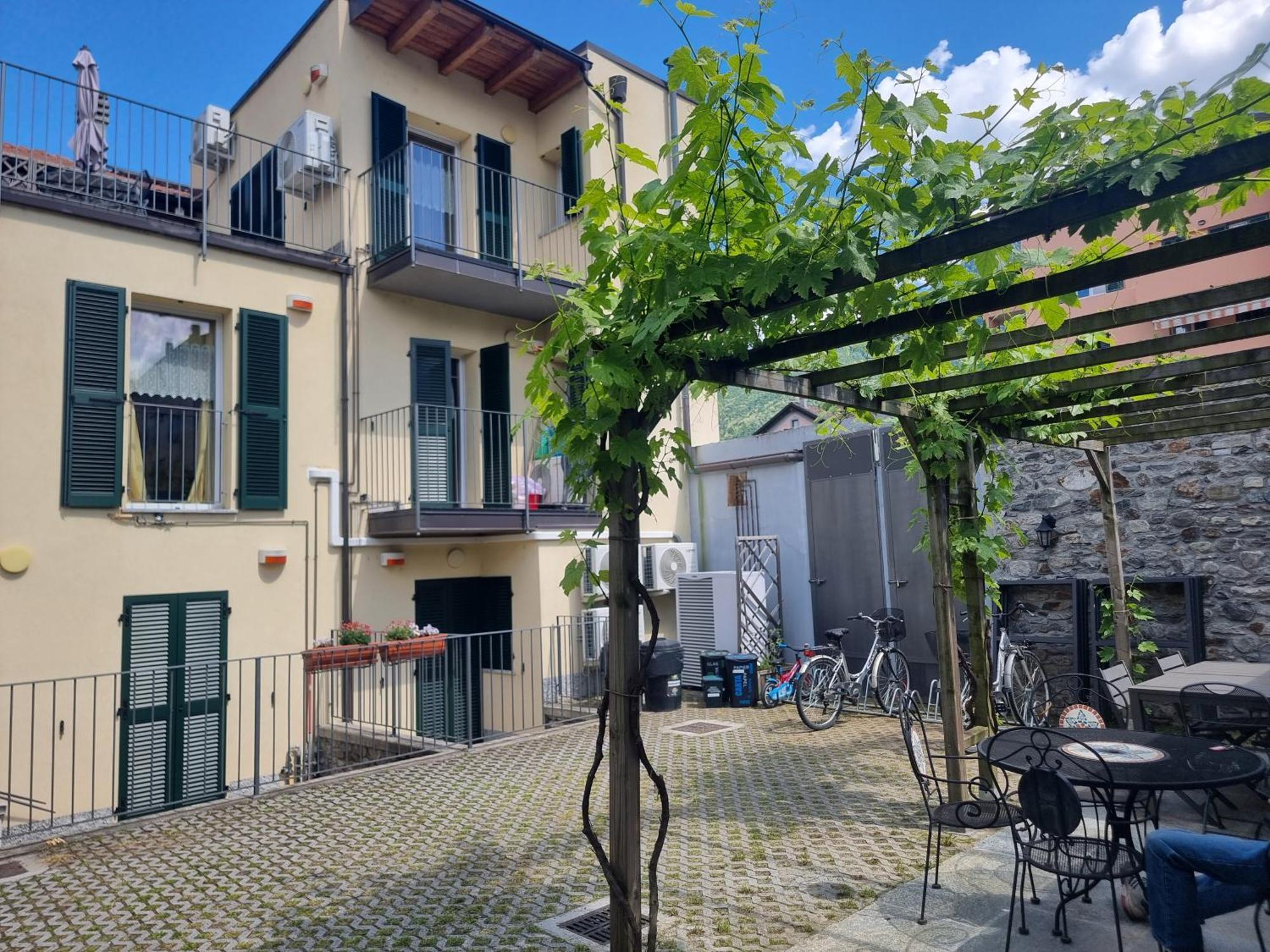 Ferienwohnung Residenze Lariane Colico Exterior foto