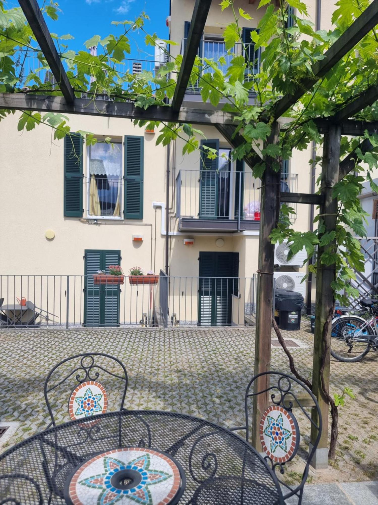 Ferienwohnung Residenze Lariane Colico Exterior foto
